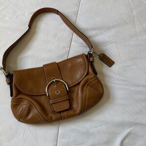 Vintage Coach Soho leather shoulder bag in British tan with silver-tone hardware